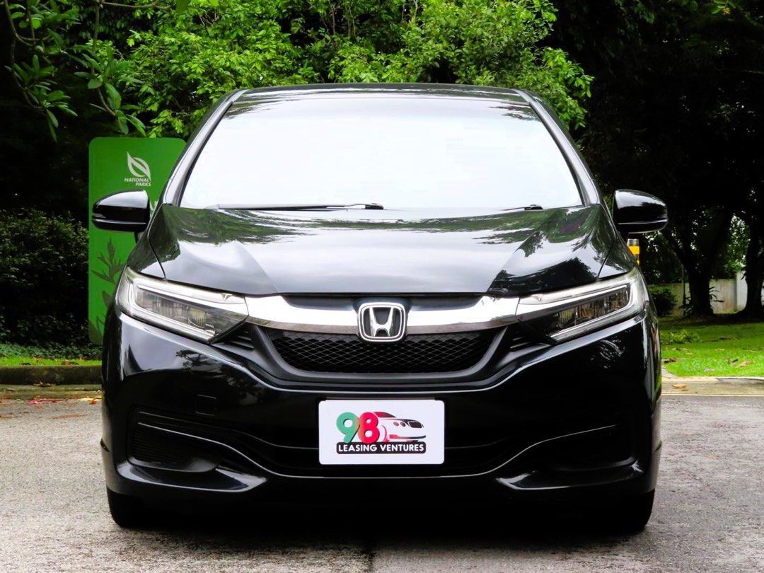 Honda shuttle 1.5A G / Grab / Gojek/ Ryde /TADA / PHV READY (Category: Car Rental) located in Singapore. Submitted by 98leasingventures (Listing ID 1338682026, Image 2). Description: FUEL EFFICIENT!! WELL MAINTAINED - 14-17km/L PHV GRAB / GOJEK / TADA / RYDE Available for personal usage / PHV (Gojek/ Grab / Ryde) NO EXTRA COST FOR PHV/DELIVERY NETT PRICE Min 22 years old 2 Years driving Exp Fuel efficient cost effective and economical and in grea