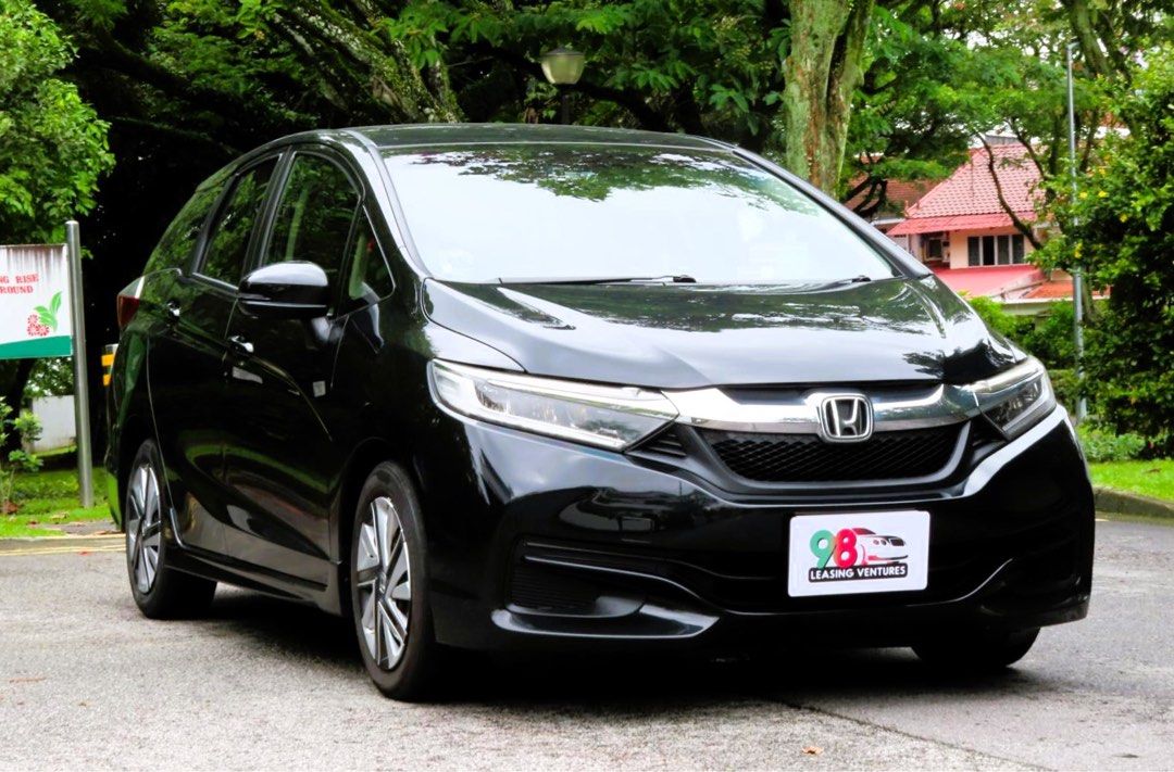 Honda shuttle 1.5A G / Grab / Gojek/ Ryde /TADA / PHV READY (Category: Car Rental) located in Singapore. Submitted by 98leasingventures (Listing ID 1338682026, Image 1). Description: FUEL EFFICIENT!! WELL MAINTAINED - 14-17km/L PHV GRAB / GOJEK / TADA / RYDE Available for personal usage / PHV (Gojek/ Grab / Ryde) NO EXTRA COST FOR PHV/DELIVERY NETT PRICE Min 22 years old 2 Years driving Exp Fuel efficient cost effective and economical and in grea