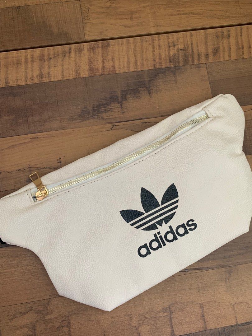 Adidas Casual Wallet Shoulder Sling Crossbody Chest Waist Bag (Category: Cross-body Bags) located in Singapore. Submitted by buysellcloset (Listing ID 1334982654, Image 2). Description: Adidas Casual Wallet Shoulder Sling Crossbody Chest Waist Bag Brand new in packaging Price for 1.