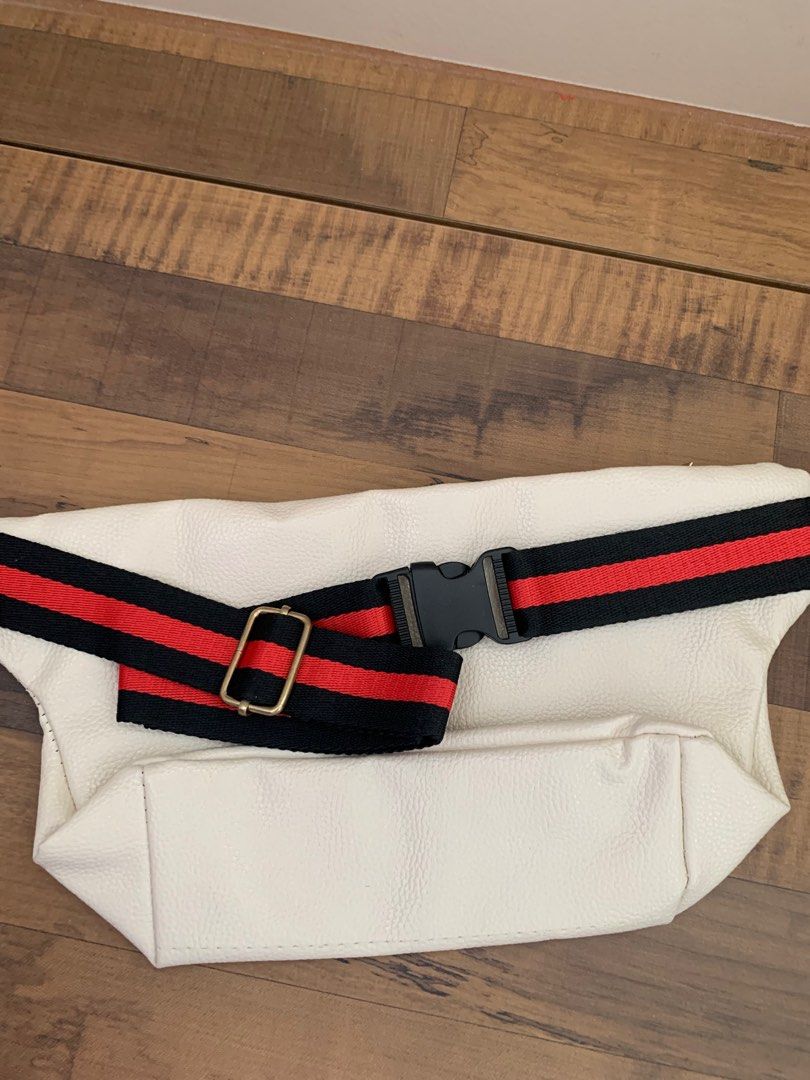 Adidas Casual Wallet Shoulder Sling Crossbody Chest Waist Bag (Category: Cross-body Bags) located in Singapore. Submitted by buysellcloset (Listing ID 1334982654, Image 3). Description: Adidas Casual Wallet Shoulder Sling Crossbody Chest Waist Bag Brand new in packaging Price for 1.
