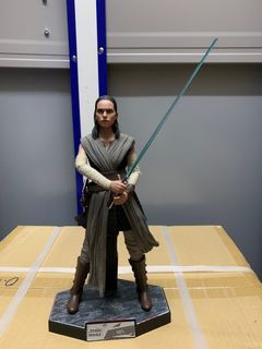 Hot toys MMS446 Star Wars The Last Jedi - Rey (Jedi Training)