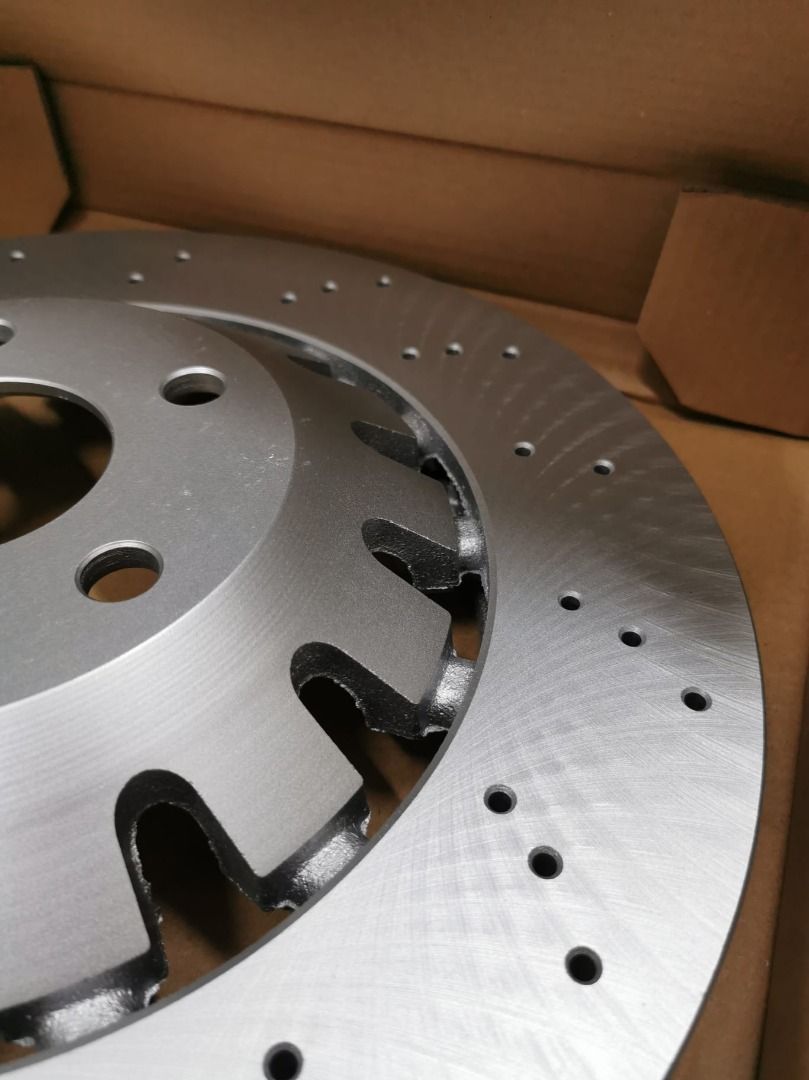 OEM Brake Discs for AUDI RS3 (8P) 370x32mm Height 60mm (Category: Brakes) located in Singapore. Submitted by racinology (Listing ID 1288766676, Image 1). Description: 8P0 615 301 C / 8P0615301C Also available 8V0 615 301 S / 8V0615301S 8V0 615 301 R / 8V0615301R Front/Rear discs sold separately. Term: Cash & Carry.