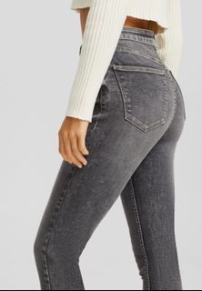 RTP$80+💖Bershka [BLACK] Skinny Jeans High Waisted
