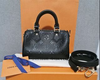 Almost Brand new - Louis Vuitton LV Nano Speedy in empriente leather