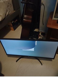 LG UltraWide Full HD IPS 29-Inch Display Monitor (29WQ600-W) - Damaged