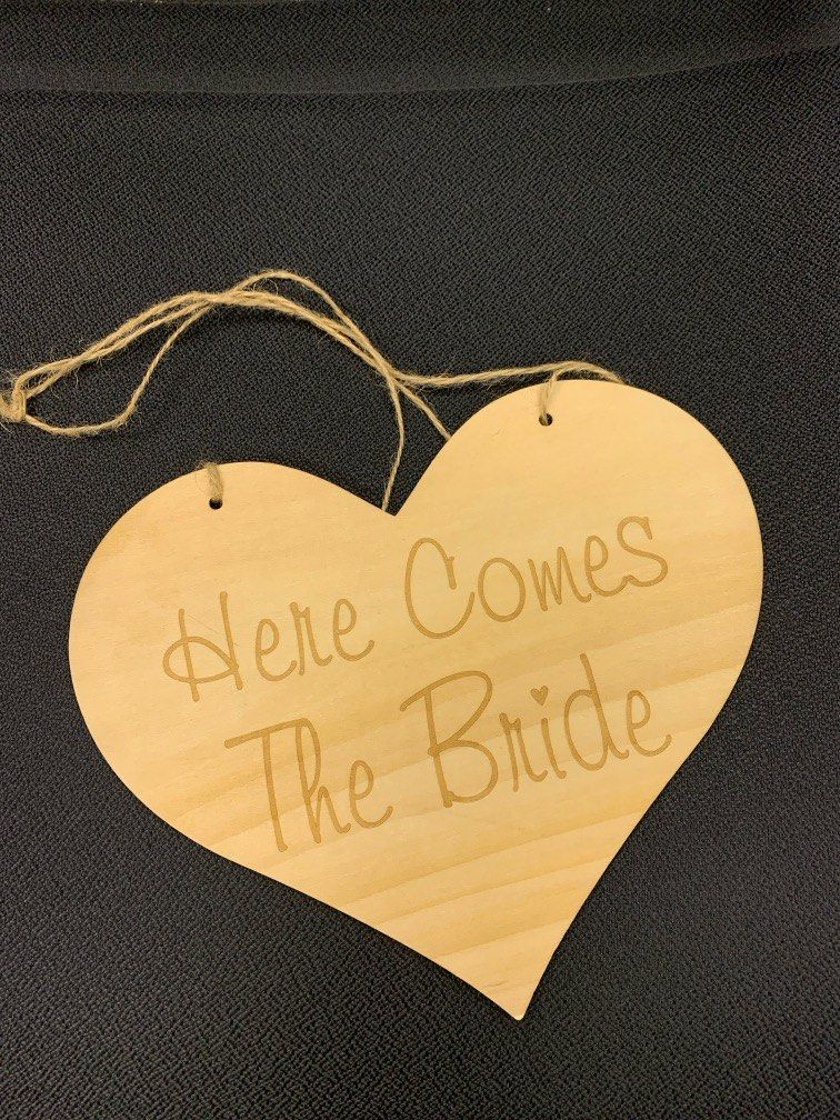 Here Comes the Bride Sign (Category: Occasions & Party Supplies) located in Singapore. Submitted by magichands (Listing ID 1297813185, Image 1). Description: New, did not use in the end .