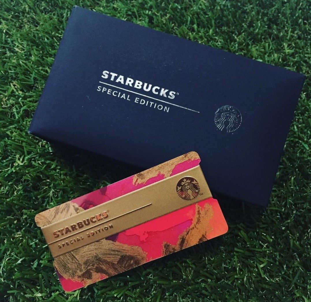 2017 Malaysia Starbucks Limited Rare Dragon Gold Red Card (Category: Vintage Collectibles) located in Singapore. Submitted by starbucksempire (Listing ID 1303717527, Image 1). Description: *New *Last piece *Chat to buy *Card Expired, only for collection *Meet up available at Layar, Serangoon, Hougang, Seng Kang, Tampines West & Paya Lebar mrt.