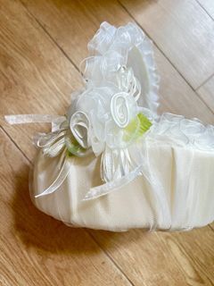 Flower girl basket