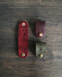 Full-grain leather Cord Keepers