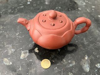 Purple Clay Lotus Teapot 莲藕紫砂茶壶