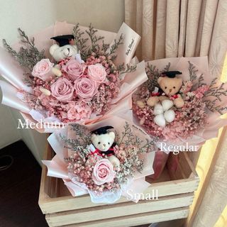 Graduation bouquet / bear bouquet / preserved flower