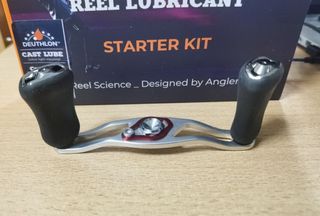 Daiwa 85mm Baitcast Handle with Daiwa I Knobs