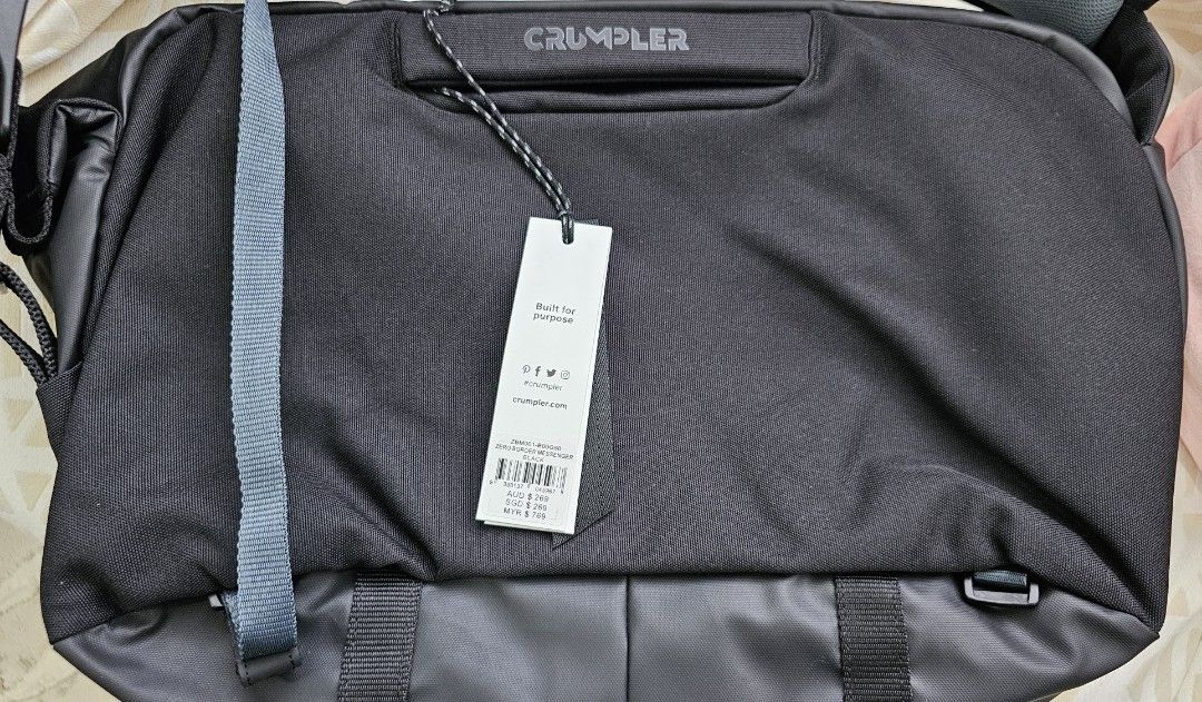 CRUMPLER ZERO BORDER MESSENGER (Category: Sling Bags) located in Singapore. Submitted by hadytoshi07 (Listing ID 1318103981, Image 8). Description: Brand New With Tag.