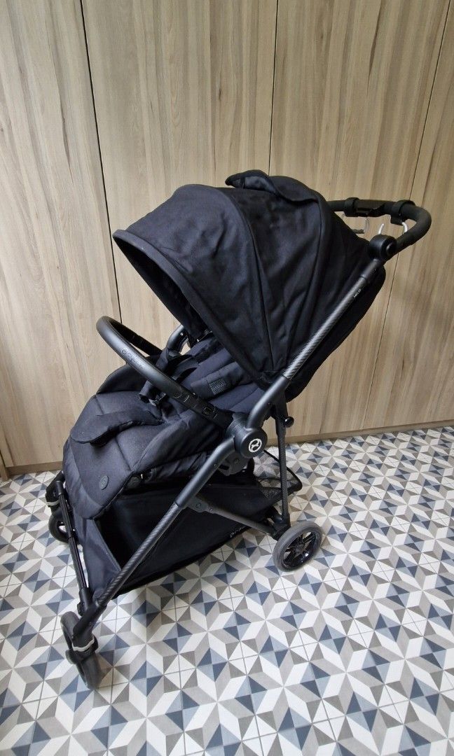Cybex Melio Carbon Stroller for Sale (Category: Strollers) located in Singapore. Submitted by anselheim (Listing ID 1318333359, Image 2). Description: Selling well-loved Cybex Melio Carbon Stroller cos kids outgrew it. Extremely light (about 5.9kg) and maneuverable. One handed closing. Seat is reversible and can be opened to lie flat. Compatible with some car seats using an adapter (not included). Will throw in a rain cover (unused). AS-IS condit