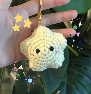 ✨⭐️ star crochet/ amigurumi keychain 🌟💫