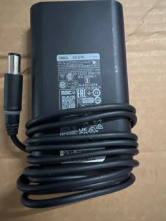Dell Laptop Charger 65W laptop charger.  7.4 mm 