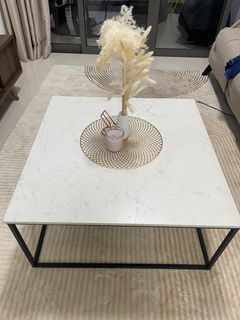 Coffee table white marble