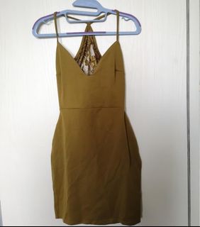 bnwt boohoo lace back dress in khaki/ olive