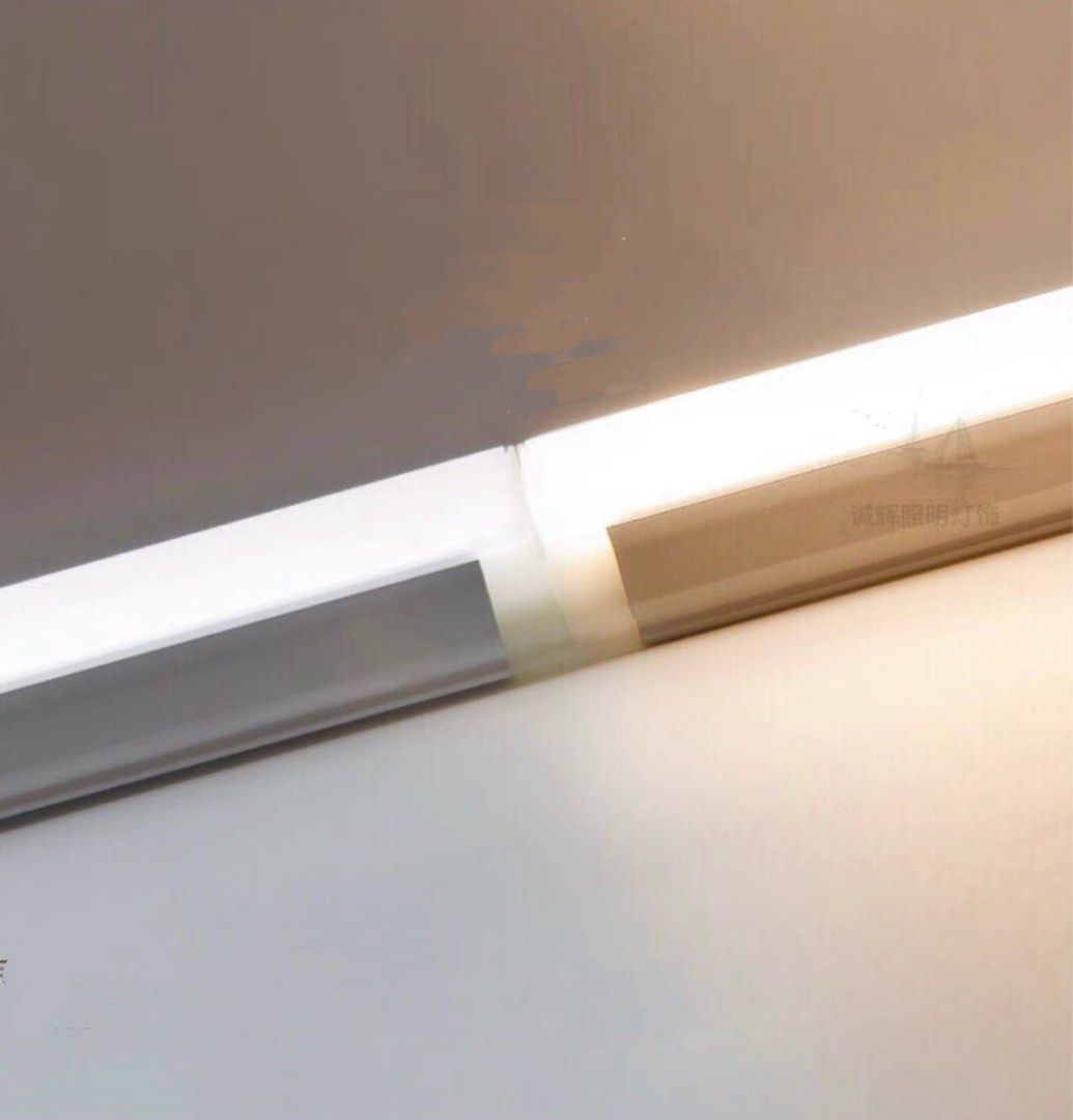 LED T5 SERIES (Category: Announcements) located in Singapore. Submitted by lightz_online (Listing ID 1324703036, Image 3). Description: LED T5 SINGLE TONE T5 SIZE: 1200MM 4FT $11 900MM 3FT $10 600MM 2FT $9 300MM 1FT $8 WATTAGE: 1200MM 20W 900MM 12W 600MM 8W 300MM 6W COLOR TEMPERATURE: 6000k DAYLIGHT 3000K WARM WHITE 4000K COOL WHITE .