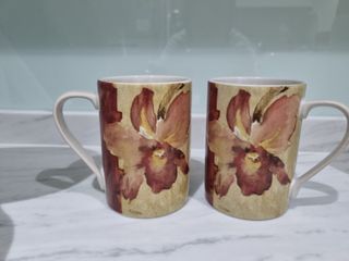 Mugs