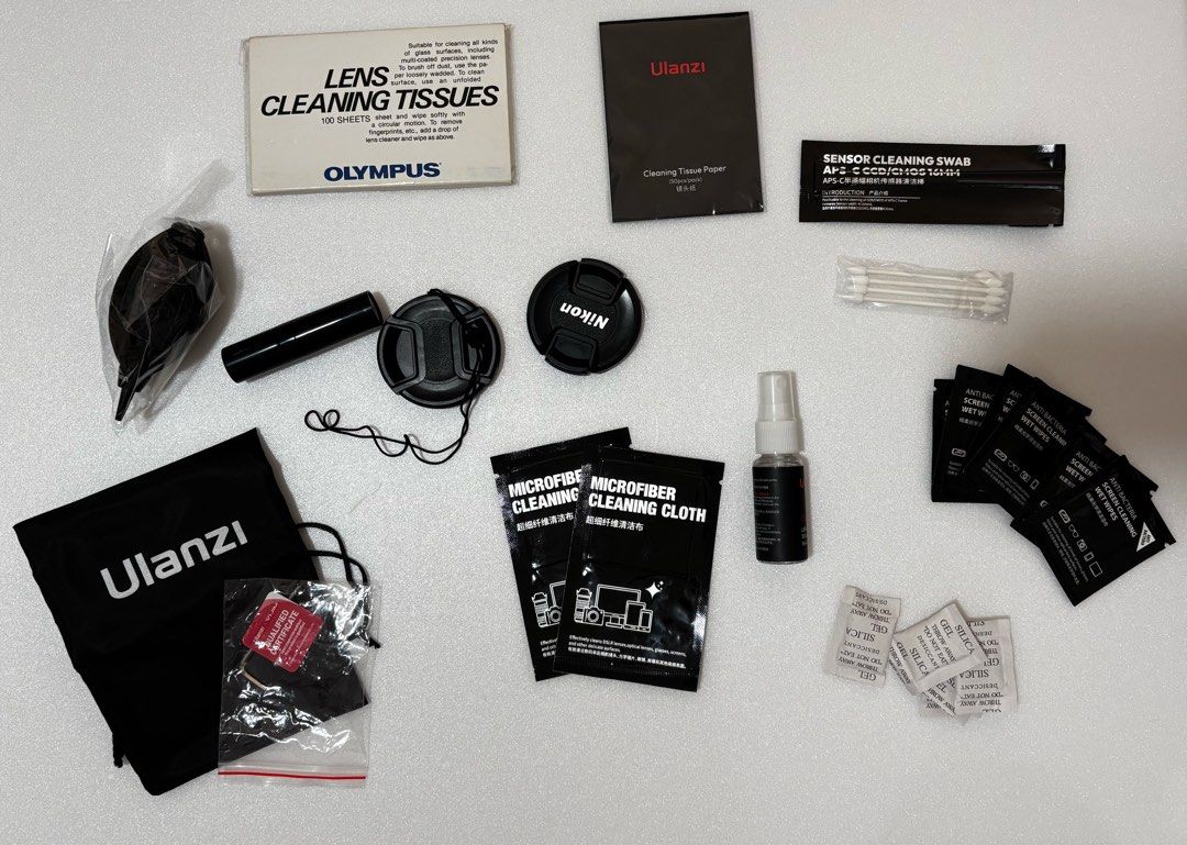 Nikon D3500 DSLR Camera Bundle with Three Lenses, Bags, Dry Box & Accessories (Category: Cameras) located in Singapore. Submitted by mariekondont (Listing ID 1395758796, Image 8). Description: Selling a Nikon D3500 DSLR camera bundle. Ideal for beginners - includes everything you need and more. Includes the Nikon camera (including original box), three Nikon lenses (18-55mm (AF DX VR), 55-200mm (AF DX VR), and 70-210mm (AF)) a battery charger, two