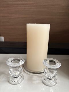 Candle holder and candle white