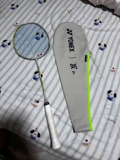 Yonex Astrox 100 game va signed Badminton Racket