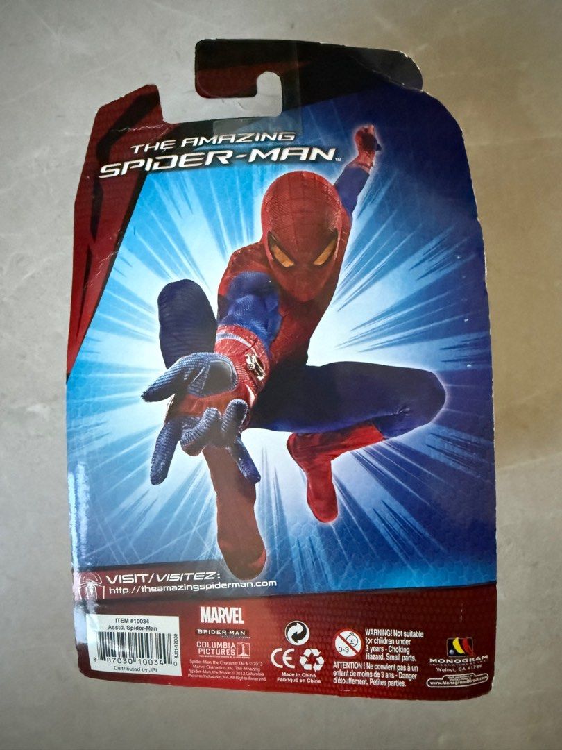 The Amazing Spider-Man Deluxe Figure (Category: Toy Figures) located in Singapore. Submitted by cycado (Listing ID 1395948617, Image 3). Description: - Brand new, unopened Deluxe Spider-Man figure. - From the 2012 movie. - Made by Monogram. - Ideal for collectors and fans..