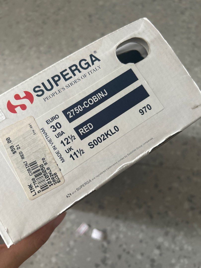 BN Superga Junior 2750-COBINJ Red Sneakers RTP $59 (Category: Babies & Kids Fashion) located in Singapore. Submitted by shoppiemama (Listing ID 1400038419, Image 3). Description: Superga Junior Shoes Tagged size 30 (19.3cm) Brand new in box. Retail price $59, selling $5 to clear. Soles have yellow spots due to storage, does not affect wear. Meet up, postage or courier .