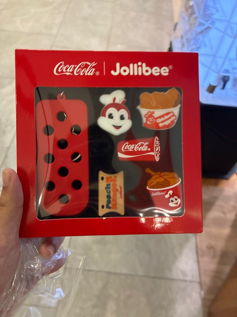 Coca-Cola x Jollibee Keychain Set - Brand New (Category: Vintage Collectibles) located in Singapore. Submitted by bingbingbing_wolf (Listing ID 1403474931, Image 1). Description: WTS Jollibee limited edition keychain from philipines.