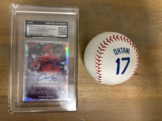 Shohei Ohtani topps certified autograph card & baseball