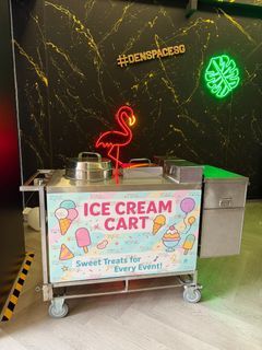 Ice cream booth live station