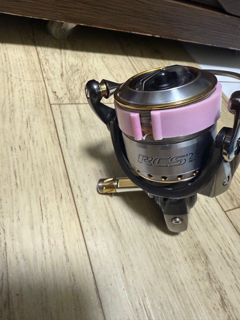 Fishing Reel Line Keeper (Category: Fishing) located in Singapore. Submitted by Muezzas (Listing ID 1401839156, Image 3). Description: Fishing Reel Line Keeper $1.50 each,if buy more can discount... Its a plastic, To keep line into Line Keeper at the side... Some Line Leader is to thick to keep so if have this can keep neatly of course.... For any of Spinning reel only... The reel is not for SALE.....👍🏼👍🏼👍🏼 Ripple Fisher,Yamaga Blanks,Fishm