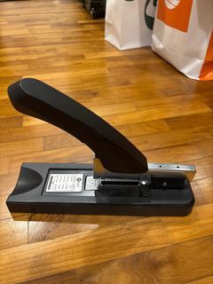 Popbasic Stapler