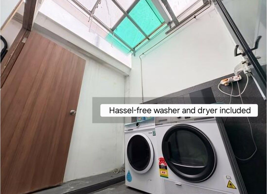 3 storeys newly built landed - Common and Master Bed Rooms for Rent Macpherson Garden Estate (Category: Room Rentals) located in Singapore. Submitted by wendy28tan (Listing ID 1402288855, Image 4). Description: Level 2 Common Rooms for Rent 1) Bedroom 1: $2200 2) Bedroom 2: $2000 Bedroom 1 and 2 share a common toilet at level 2 3) Master Bedroom with Ensuite Toilet $3000 Includes Internet and PUB. Includes common sharing area of kitchen, projecto