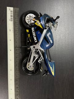 Suzuki GSX-R600 Motorcycle Model