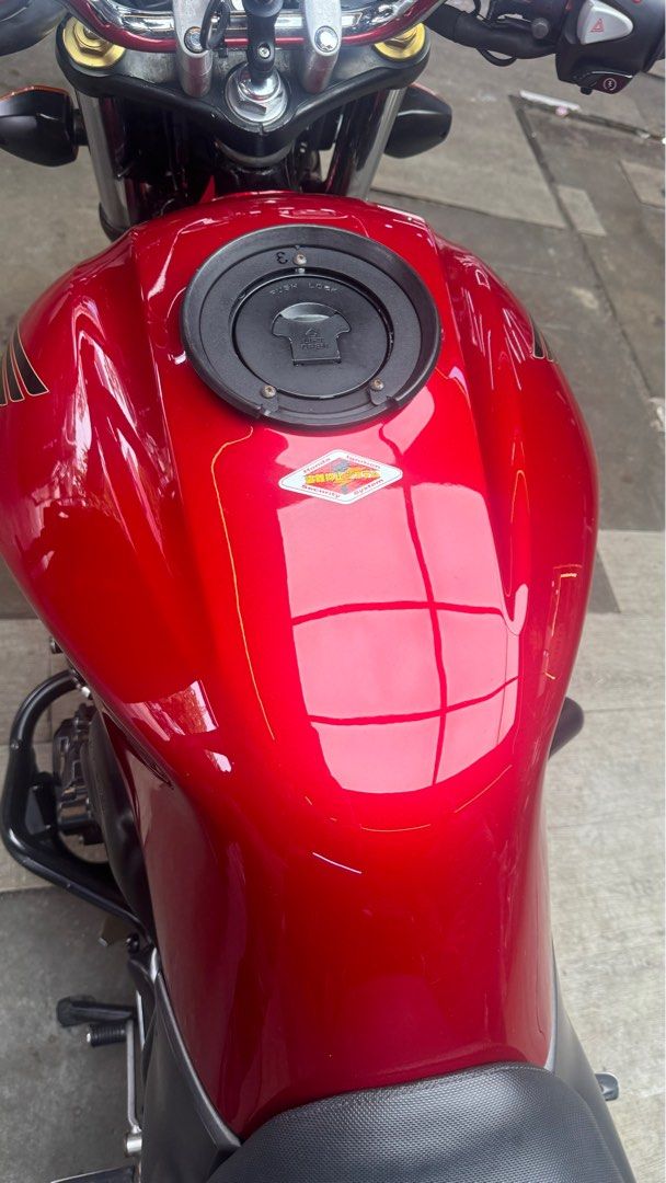 Yoshimura x Honda CB400 Super Four Revo (Category: Class 2A) located in Singapore. Submitted by t_5ky (Listing ID 1407287334, Image 3). Description: Hobbist motorcycle for sale Start Mileage - 72K Current Mileage - 75K COE - Nov 2027 End 2023 - New chain, new brake discs, new brake pads, new brake lines Registered Yoshimura Exhaust Nov 2025 - Renewed Road Tax Nov 2025 - Passed Inspection Full cash only .