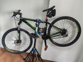 Trek Wahoo Gary Fisher Edition 29er Hardtail MTB Mountain Bike - Alpha Gold Aluminum