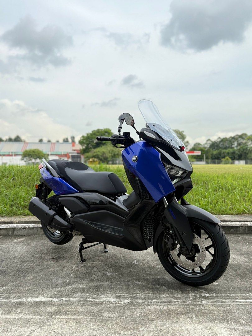 2026 YAMAHA XMAX 300 TECH MAX (NEW FACELIFT) (Category: Class 2A) located in Singapore. Submitted by creation.motorworld (Listing ID 1070544306, Image 1). Description: 🎖️YAMAHA SINGAPORE AUTHORISED AGENT🎖️ MODEL : YAMAHA XMAX 300 TECH MAX BIKE DETAILS : https://www.hlcorp.com.sg/motorcycles/products_overview.asp?cat=1&id=174 ✅ UP TO 3 YEARS WARRANTY ✅ 3 FREE SERVICING ✅ LIFETIME MANUFACTURER RECALL SUPPORT SERVICE ✅ 6 MONTHS ROAD TAX ✅ 4% INTER