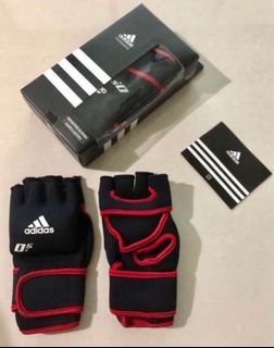 Weighted Gloves 2 x 0.5kgs Adidas for gym workout CrossFit