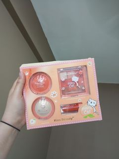 Kiss Beauty Peach Cat Makeup Set