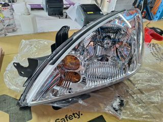 Mitsubishi Lancer Glx Cs3 Original Headlight Brand new