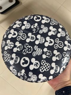 Tokyo Disney Mickey Mouse box