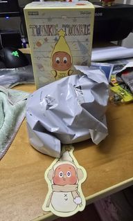 Popmart Twinkle Twinkle Sweet Dreams Hug from Snowman