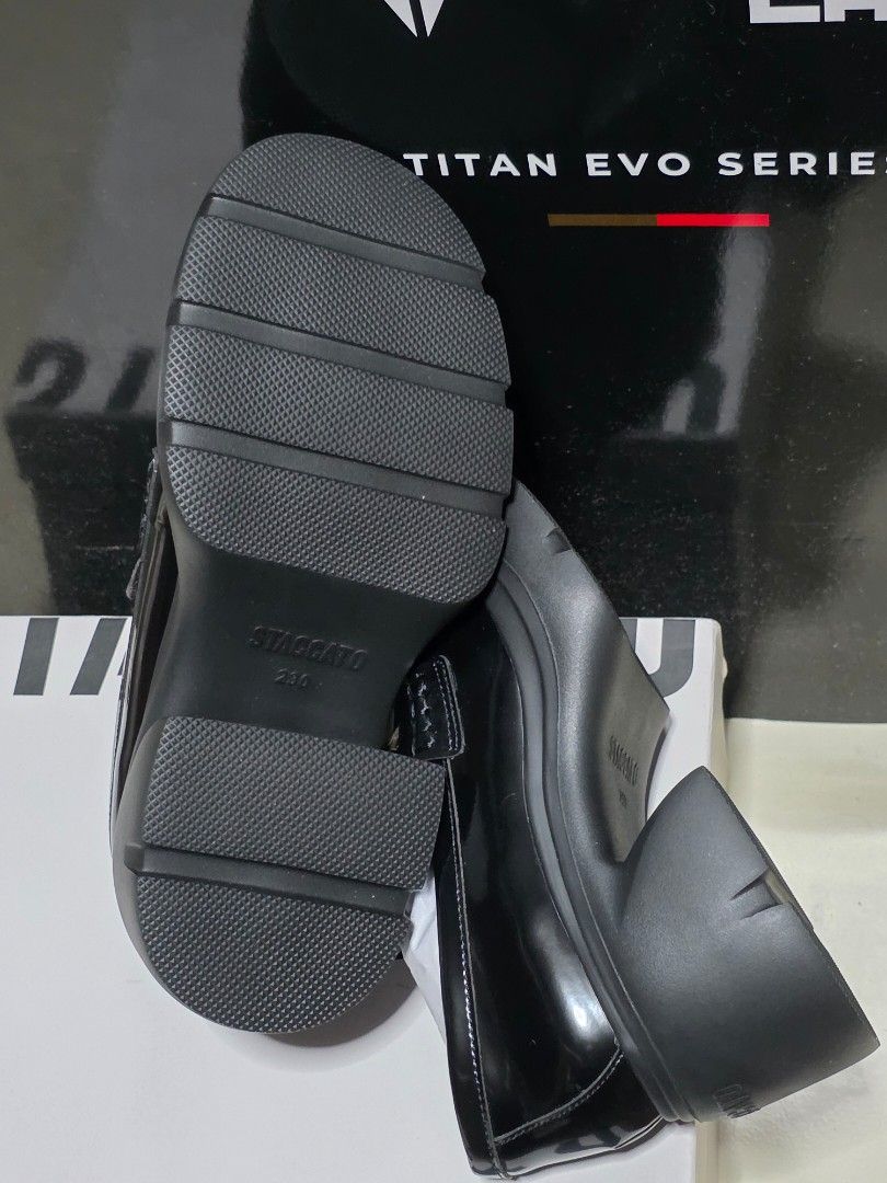 [BNIB] STACCATO Woman Loafers, Golden Bamboo Platform Calf Leather Loafers EZJ03 [Size : EU 36] (Category: Loafers) located in Singapore. Submitted by saynotofakes (Listing ID 1408450077, Image 7). Description: Heel height : 6cm Closing method : Slip-on Sole material : Rubber sole.