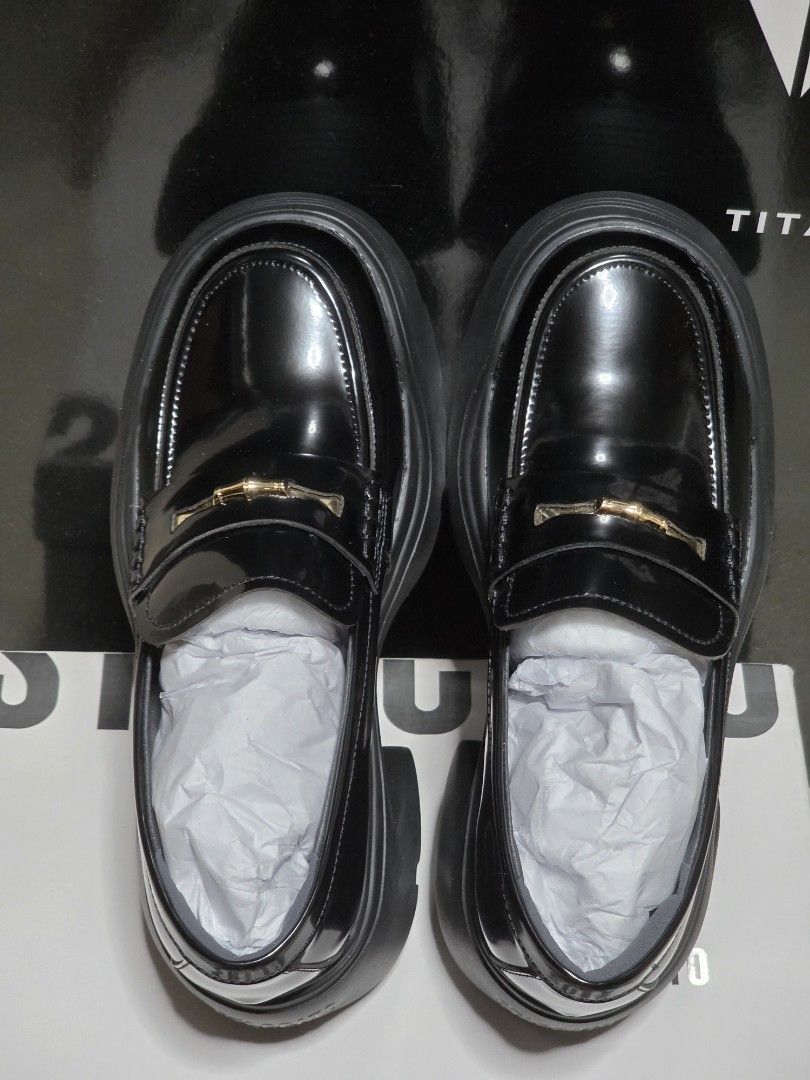 [BNIB] STACCATO Woman Loafers, Golden Bamboo Platform Calf Leather Loafers EZJ03 [Size : EU 36] (Category: Loafers) located in Singapore. Submitted by saynotofakes (Listing ID 1408450077, Image 3). Description: Heel height : 6cm Closing method : Slip-on Sole material : Rubber sole.