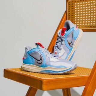 Kyrie Low 5 EP