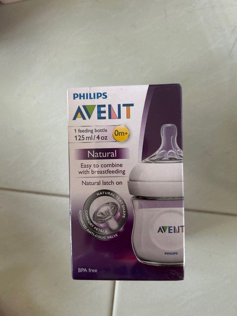 Philip Avent milk bottle, breast pump & more (Category: Breastfeeding & Bottle Feeding) located in Singapore. Submitted by ziyane (Listing ID 1355689423, Image 1). Description: Hi all, I have a few things I would like to sell away as I have over brought it for my children. - Single breast pump $50 - twins milk bottles (2x260ml) $ 18/each (SOLD - single milk bottles 125ml $8 - Breast milk storage cups (10 cups) $10 - Breast milk storage cup (5 cup