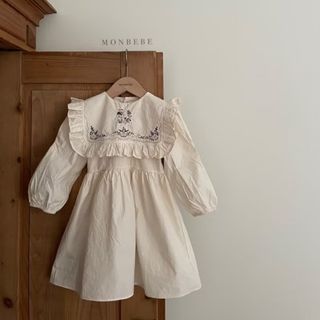 BRAND NEW Monbebe Vintage Embroidered Dress Kids/girl children toddler clothes long sleeve white baju hari raya outfit girl