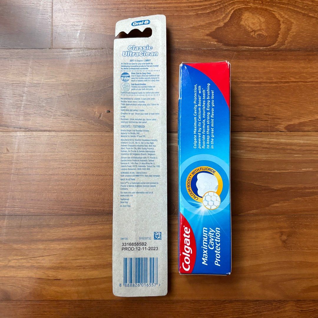 Oral-B Classic UltraClean Soft 40 Regular and Colgate 75g (Category: Oral Care) located in Singapore. Submitted by komorebixyz (Listing ID 1357051823, Image 2). Description: Brand new. $1.50 each: 1. Oral-B Classic UltraClean Soft 40 Regular Produced on 12-11-2023 2. Colgate Anticavity Toothpaste Calcium Boost with Flouride 75g Expires on 1227 Box is damaged Meet up at my place along Upper Thomson Road only. No trades, no negotiation..